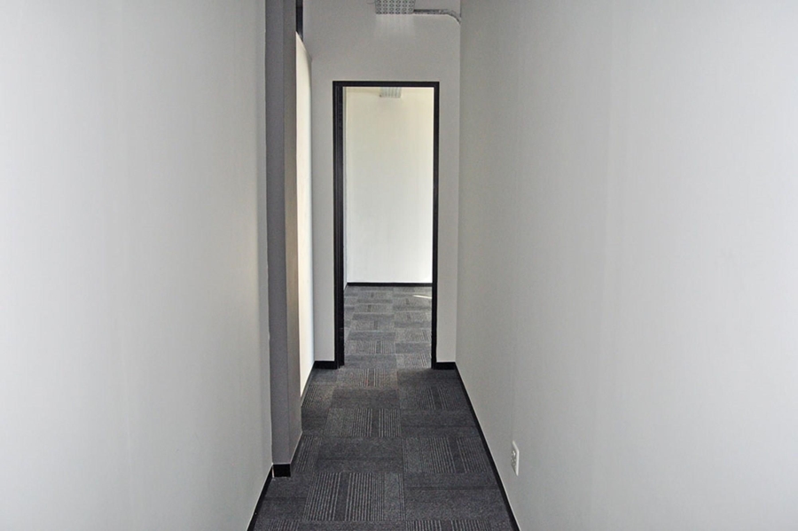 To Let commercial Property for Rent in Paarden Eiland Western Cape